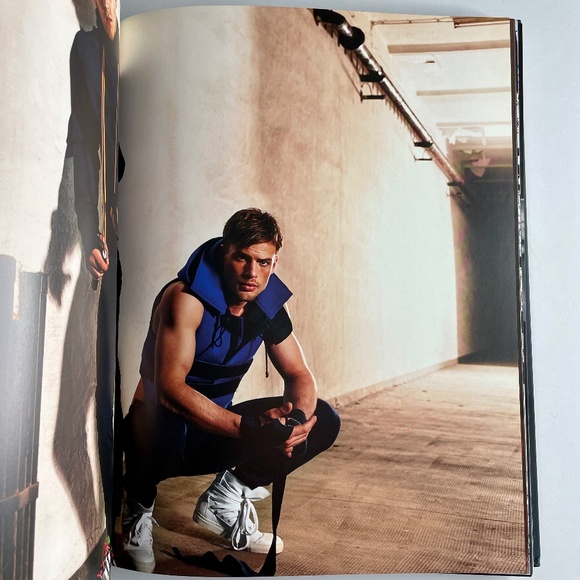 Alfredo Albanesi Photography Art Fashion Hardcover Coffee Table Book - Picture 7 of 13